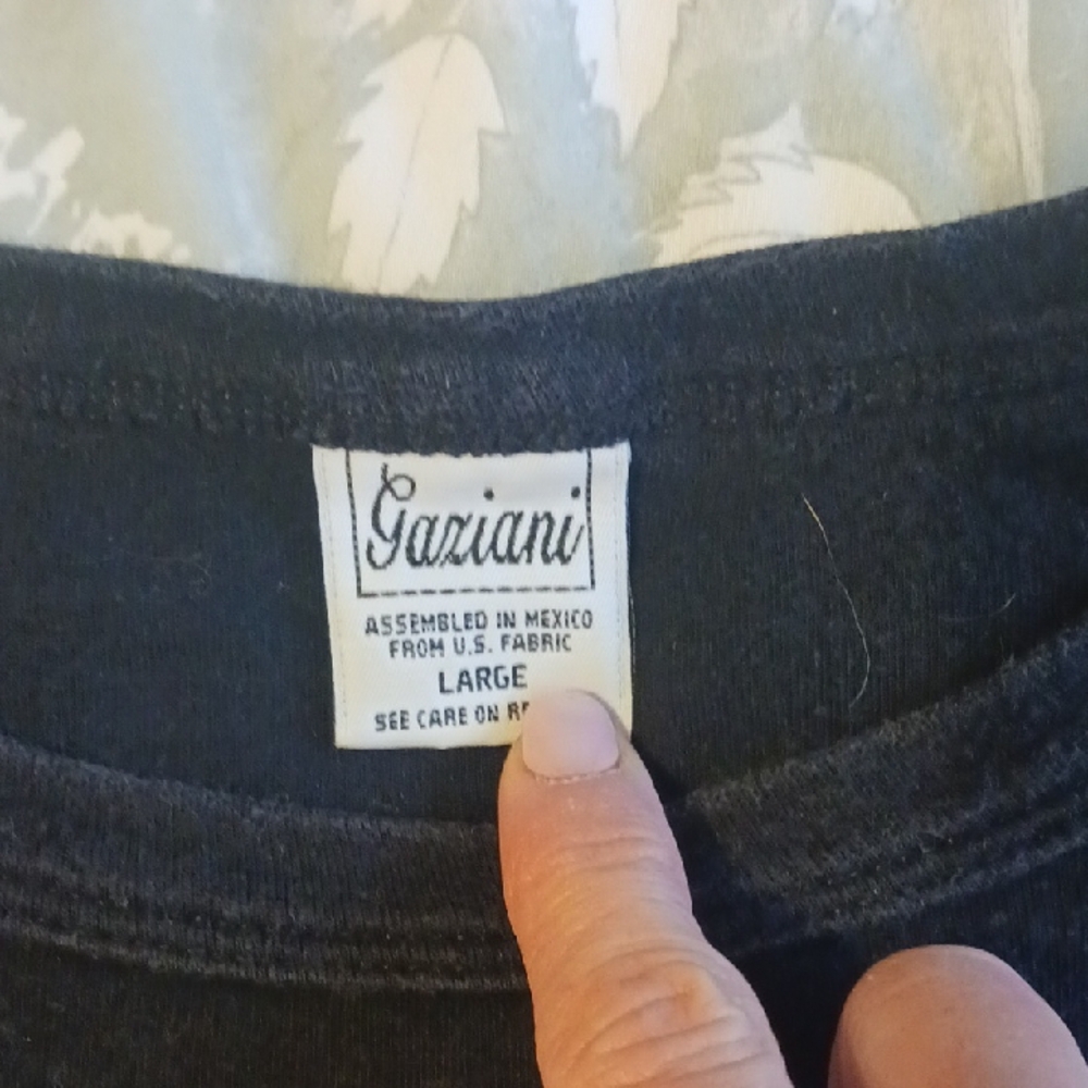 U2 Elevatio 2001 Crop Tee - Picture 2 of 5